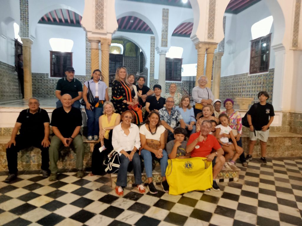 ALGER BY NIGHT: LES 20 LIONS D’IKOSIM.