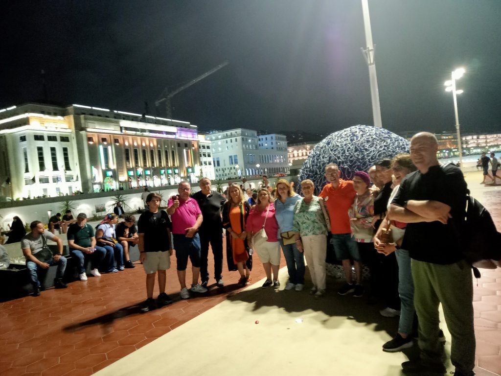 ALGER BY NIGHT: LES 20 LIONS D’IKOSIM.