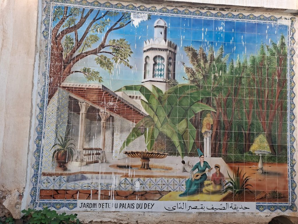 SUR LES TRACES DE LA BATAILLE D’ALGER : LES LIONS DANS LA MEMOIRE VIVANTE DE LA CASBAH