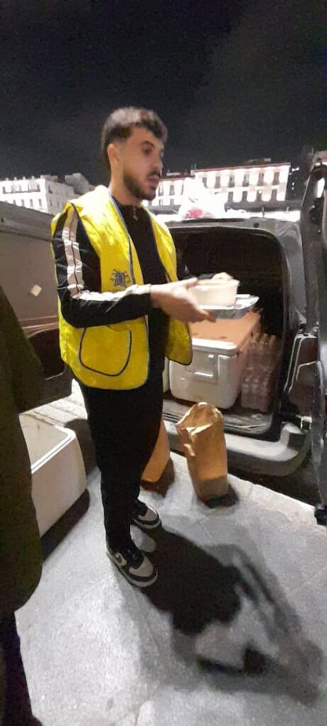 ALGER ICOSIUM ET LES LIONS UNIVERSITAIRES AZEL UNIS DANS LE FROID DE LA NUIT