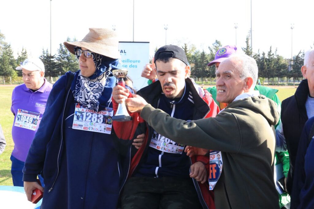 LES LIONS EN PISTE POUR LA SANTE : UNE COURSE SOLIDAIRE QUI RESPIRE L’ESPOIR.