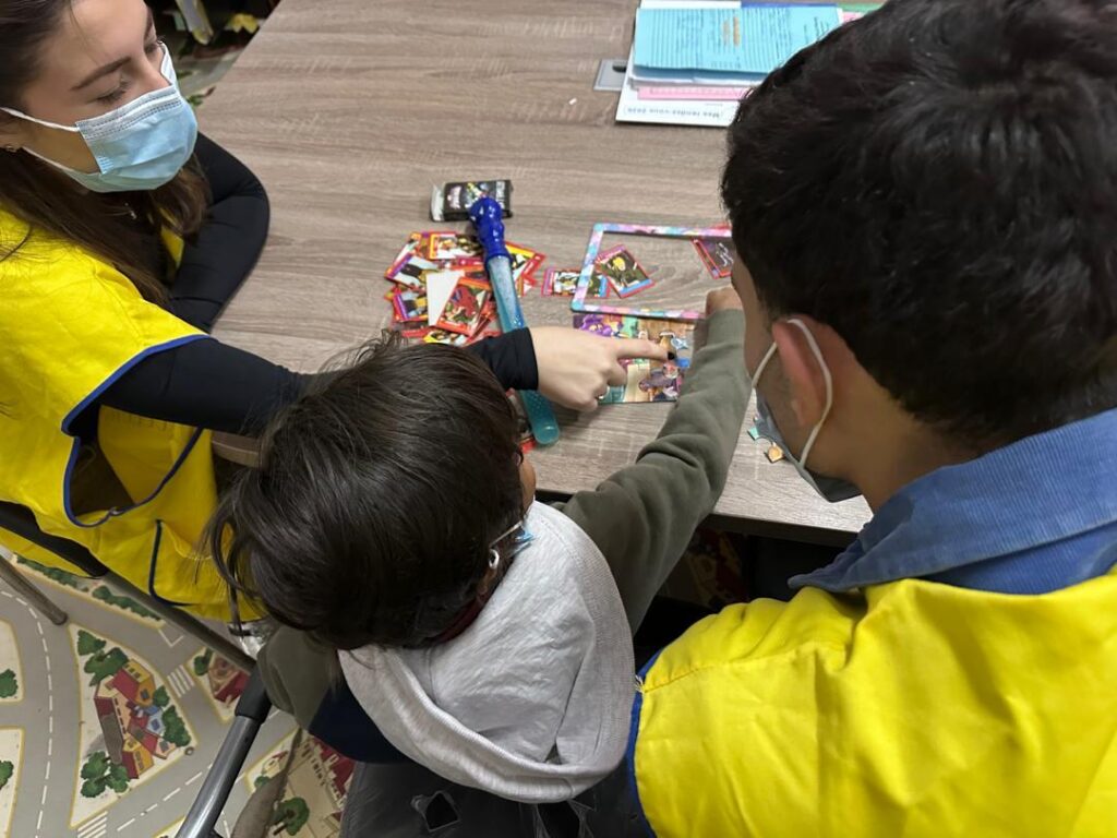 UNE MATINEE DE COULEURS ET D’ESPERANCE AU SERVICE D’ONCOLOGIE PEDIATRIQUE