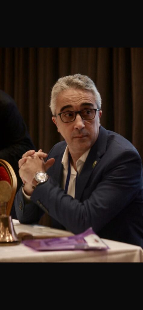 LE Pr ROSTOM BENHIZIA ELU 2eme VICE-GOUVERNEUR DU DISTRICT 415 ALGERIE